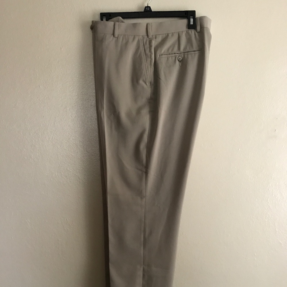 Men's EUC dress pants